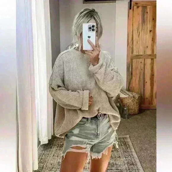 Women's Soft Black Faux Leather Gold Buckle Belt size Large - Picture 5 of 8